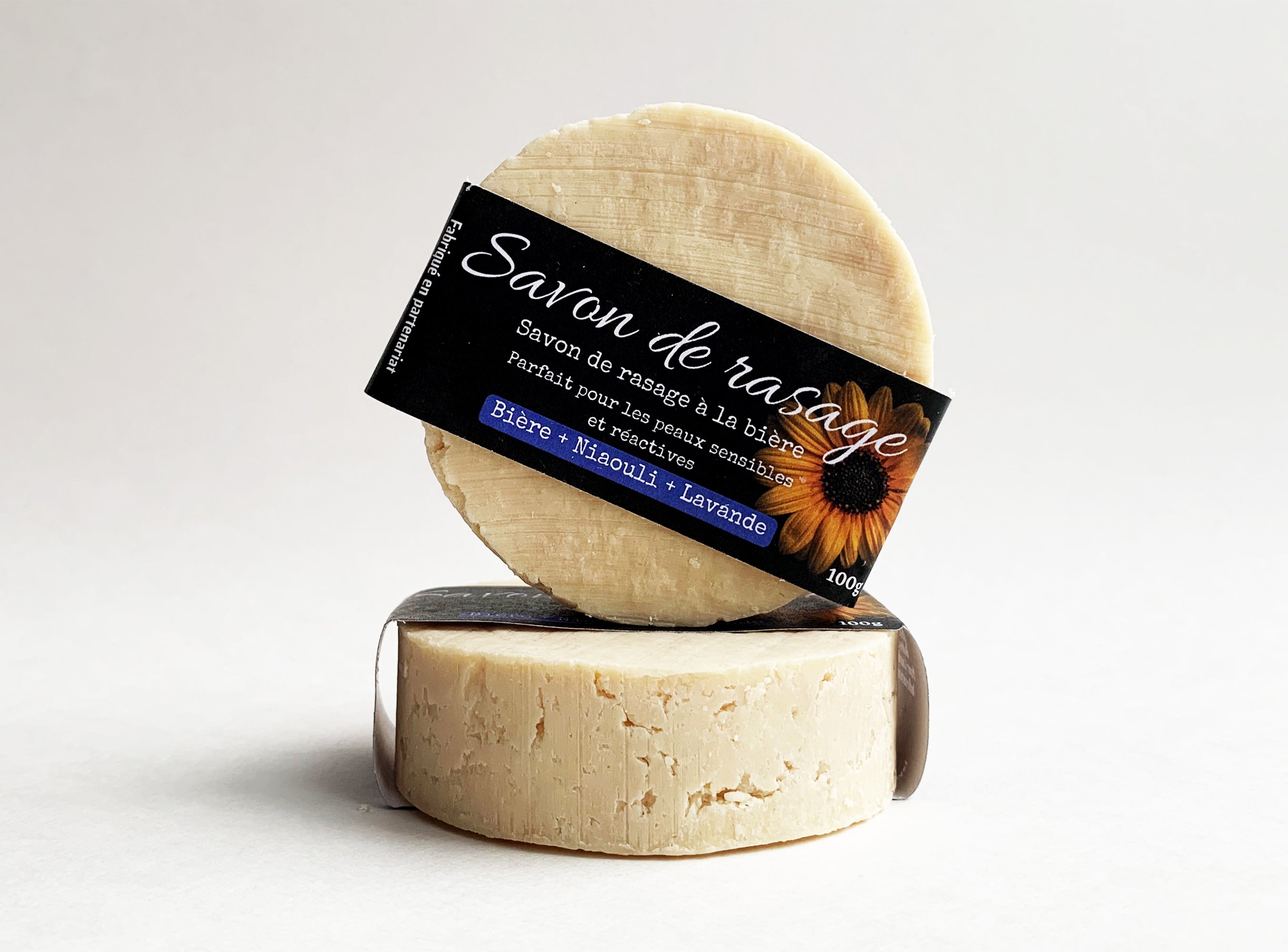 Savon de rasage bière, niaouli et lavande